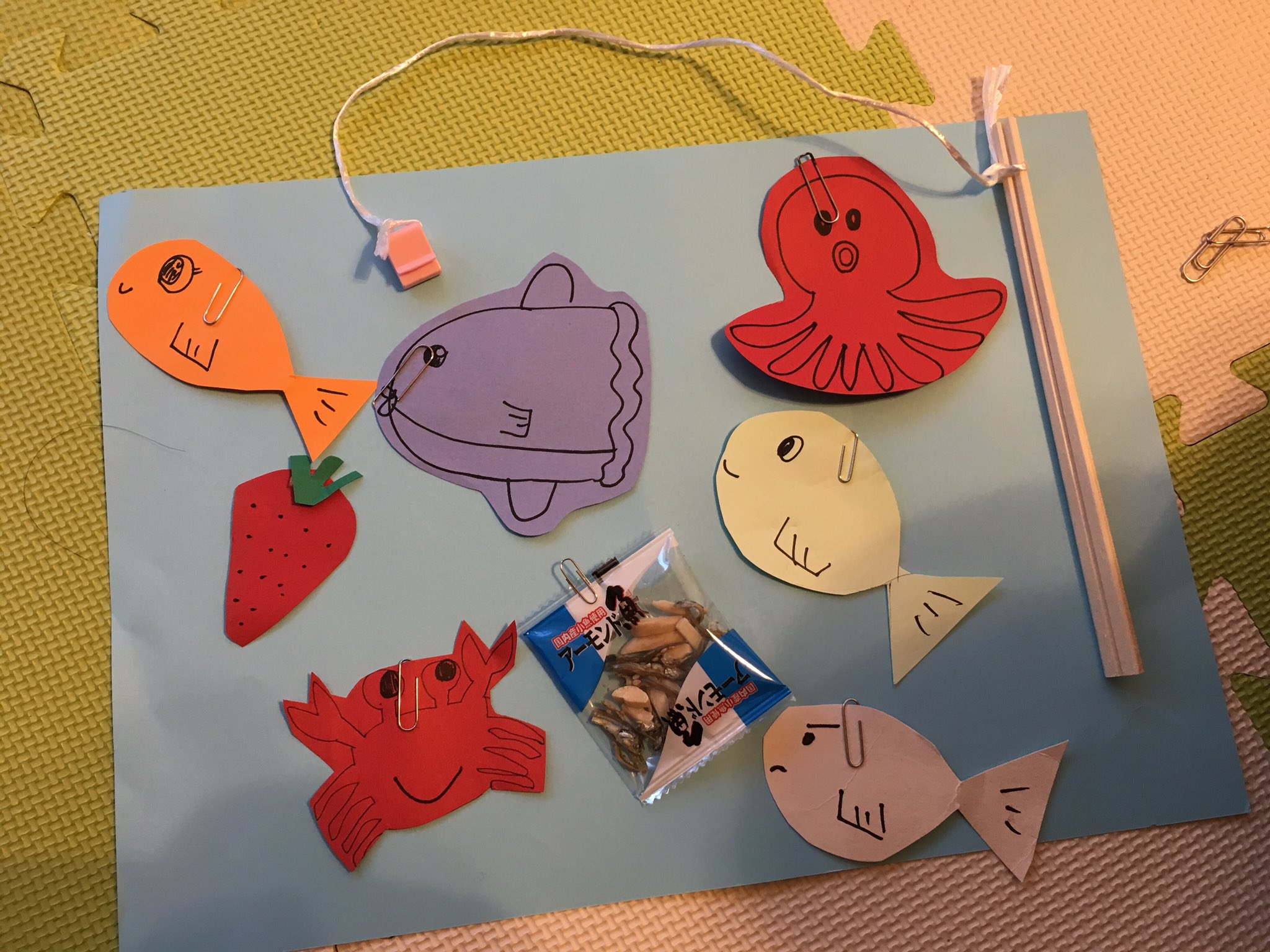 かっさん 保育園でやってる魚釣りが家でもやりたいというので 手作り感あふれる魚釣りセット ෆ ෆ T Co N0hqt6bty6 Twitter