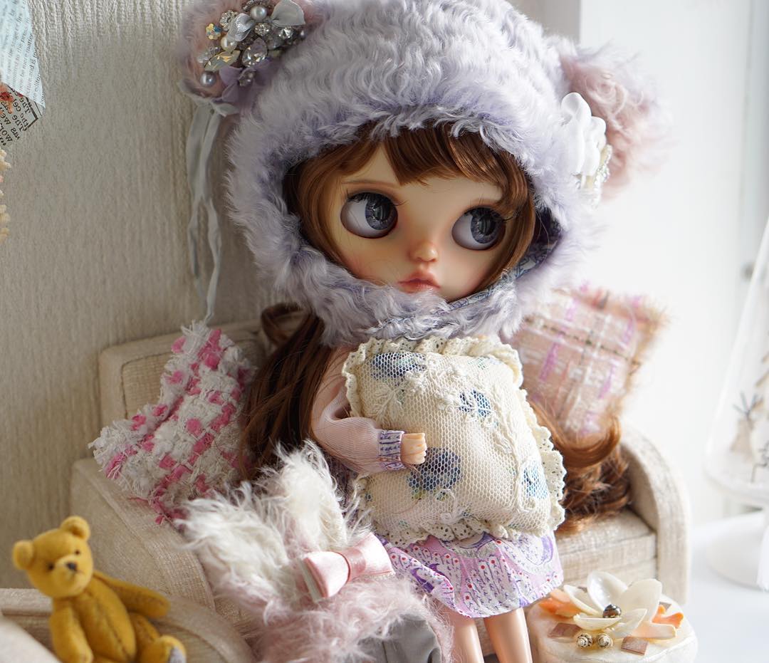 uri_ragdoll's tweet photo. #blytheoutfit #ooakblythe #instablythe #blythecustom #blythehat #urihat #urimimi #merudoll #blythestagram #blythephoto #カスタムブライス #ブライスアウトフィット #ブライス大人女子部 #ブライス帽子 #ブライス撮影 #アイドール東京 https://t.co/XLBhPgrFsr