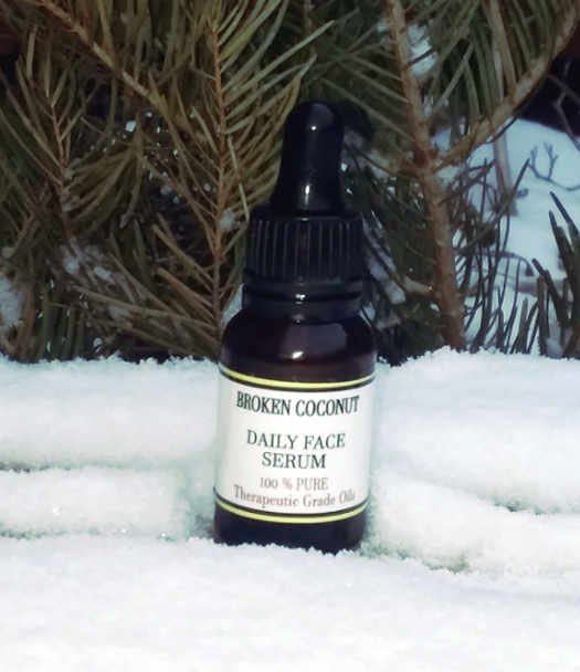 BroknCoconut's tweet photo. Weekend ready? Be sure to pack our skin-loving daily serum. #BeautifyingOils #SkinSaving #antioxidants #balance #rejuvenate #Cypress #Helichrysum. 
https://t.co/x1syIL8ytW https://t.co/bQYheguqG7