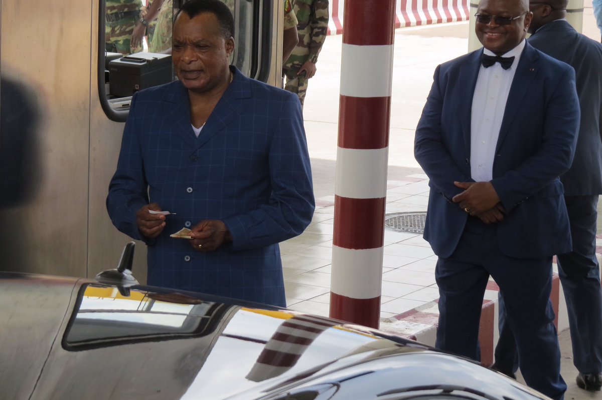 congosouverain's tweet photo. Le Président de la République SEM Denis Sassou N’Guesso a procédé ce 1er Mars  2019 , dans le district d’Ignie ,  à la mise en concession de la route nationale n1, #Brazzaville_Pointe_Noire. @actualitecd @ThMoungalla @Grace_Patcheli @LuneOko @BoryceMiatoloka #Congo. https://t.co/aIf3iljz6T