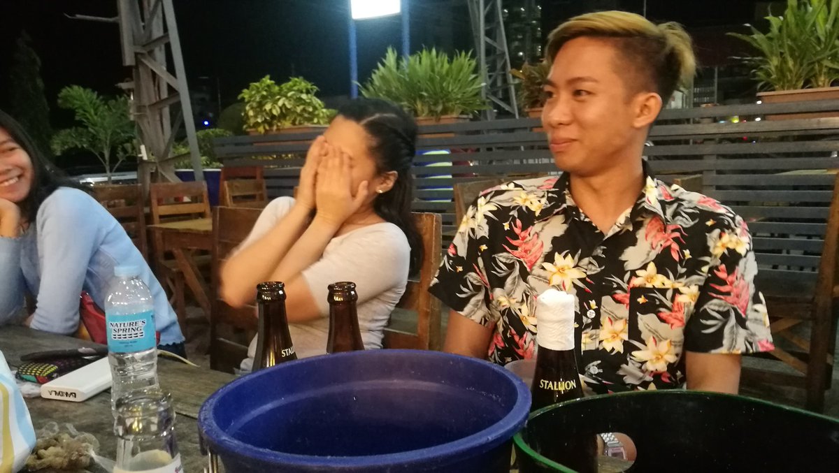 gomasterpieceX7's tweet photo. Haha nakaka kilig dito kissables, ang papalit sa tambalang zekshie #JENSCOTT haha https://t.co/I09c8ojhCV