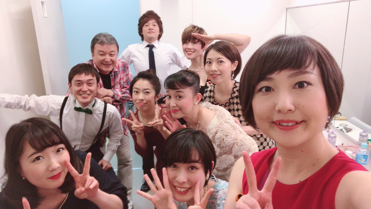 iwabuchitoshiji's tweet image. 52daysライブ〜再会〜
補助席が出るほどのたくさんのお客様の拍手や笑い声をほんとにほんとにありがとうございます だいすけは髪を切ろう 特に、天国の三人、悲しい日々はムネアツでした #52days #再会