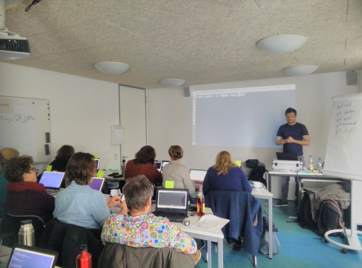 Konrad Förstner 💻🧬 @kuf@mastodon.social (@konradfoerstner) on Twitter photo And it's #git time! <a href="/TillSauerwein/">Till Sauerwein</a> demonstrating the participant of the <a href="/LibCarpentry/">Library Carpentry</a> workshop at <a href="/FU_Berlin/">Freie Universität</a> how commit from the command line. And it's #git time! <a href="/TillSauerwein/">Till Sauerwein</a> demonstrating the participant of the <a href="/LibCarpentry/">Library Carpentry</a> workshop at <a href="/FU_Berlin/">Freie Universität</a> how commit from the command line.