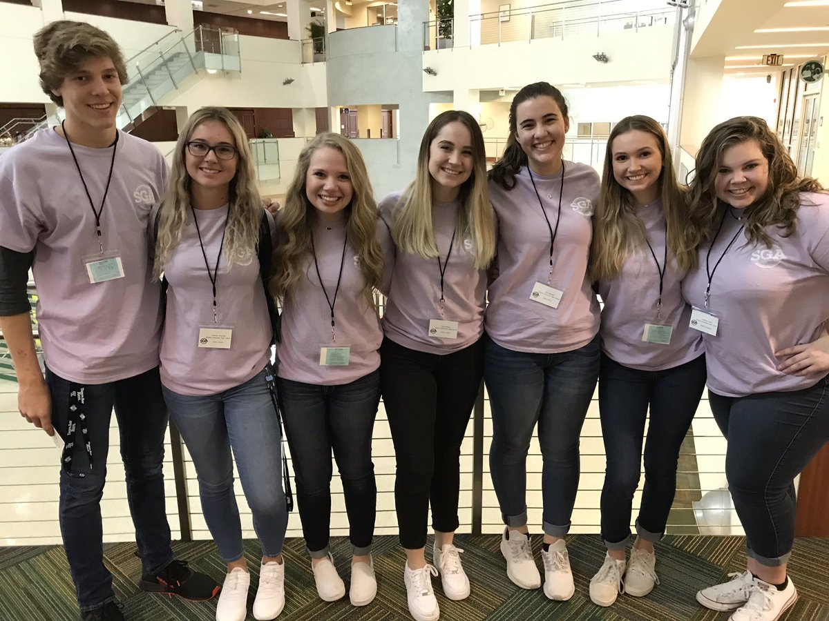 bdchssga's tweet photo. It’s Expo Day @USouthFlorida and @BDCHS_PHOENIX leaders are #soaring https://t.co/84VKAC6Bsu