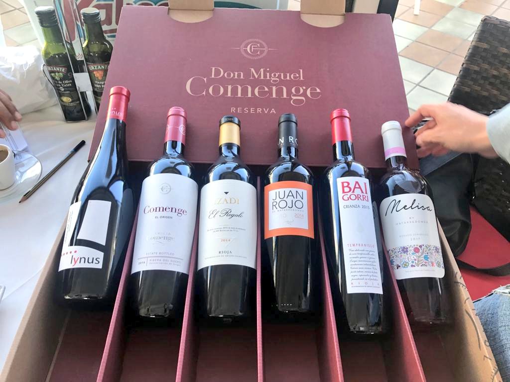 JhansenML's tweet photo. There is something interesting brewing at #clubdelcarmen. New #DiamondExperiencies coming soon for our members, owners and guests. #diamondresorts #DiamondCareers #Dperfectservice #StayVacationed #LifeAtDiamond https://t.co/p2qV6EubnM