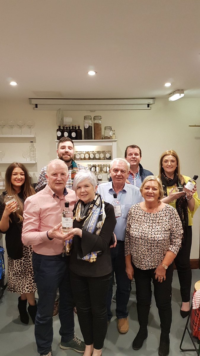 Sipantics's tweet image. Fam bam visit:)