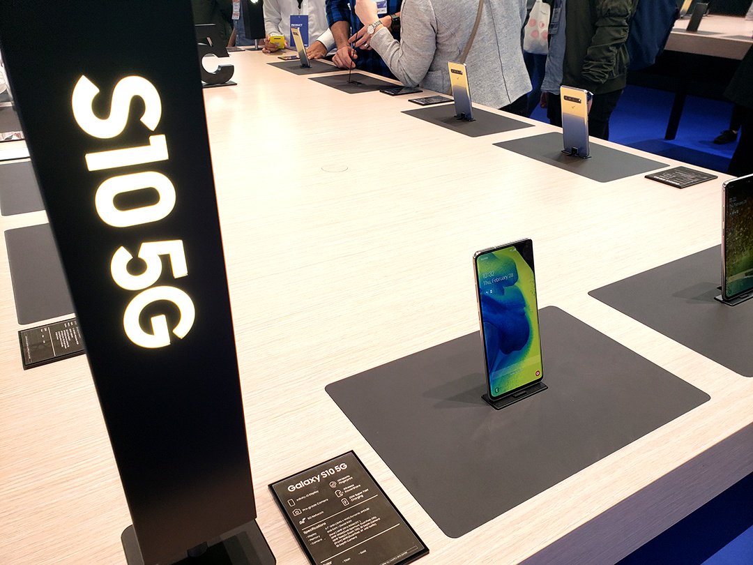 Did you know that Mobile Operators are working to include #RCS as part of the #5G specifications and roll out?