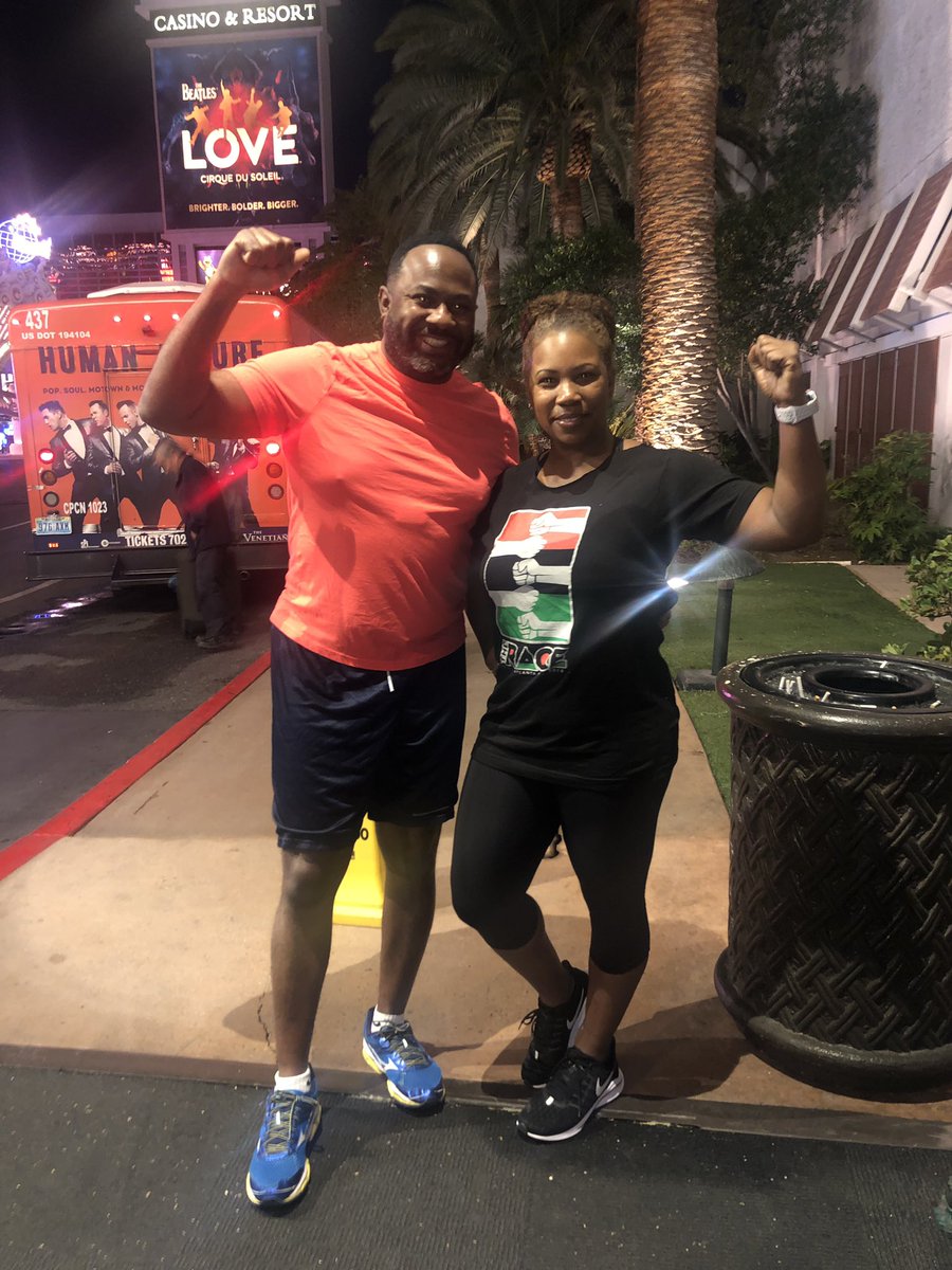 TMinorATL's tweet photo. Off with my co-worker to start the powerful day ahead. #BEWPS @JermaineBADP https://t.co/EpNdADZygS