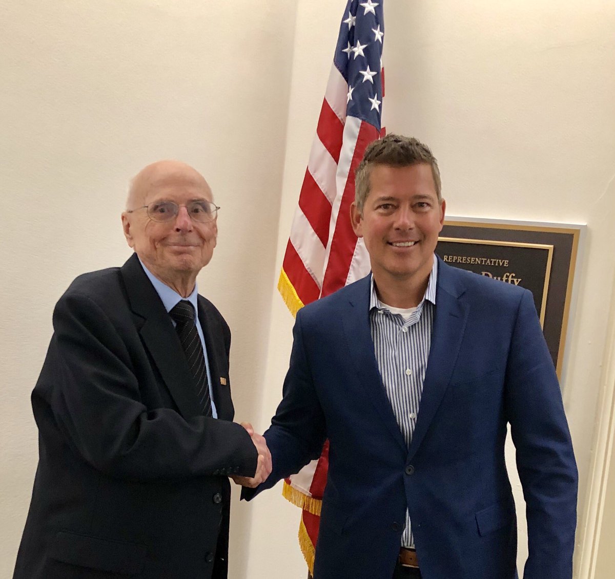 DAVWILegDir's tweet photo. #MidWinter2019 Last Day: Met with @RepSeanDuffy & @repmarkpocan Also Staff of @JimPressOffice & @chairmang Stopped @DAVHQ to thank Staff and say what a terrific job #TeamDAV did on Capitol Hill getting out our message! Thanks to all! #KeepThePromise.
https://t.co/vxbT0NvxPn https://t.co/8YNl2QNZX6