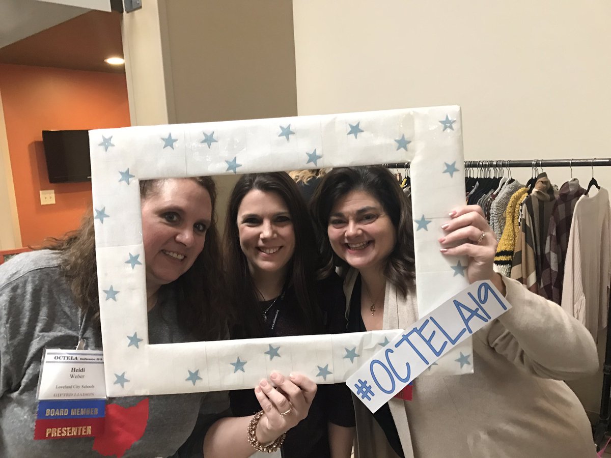 MrsWeberREAD's tweet photo. #OCTELA19 @MooreSHS @Pjniese ❤️my tribe! https://t.co/DNpUFmad6v