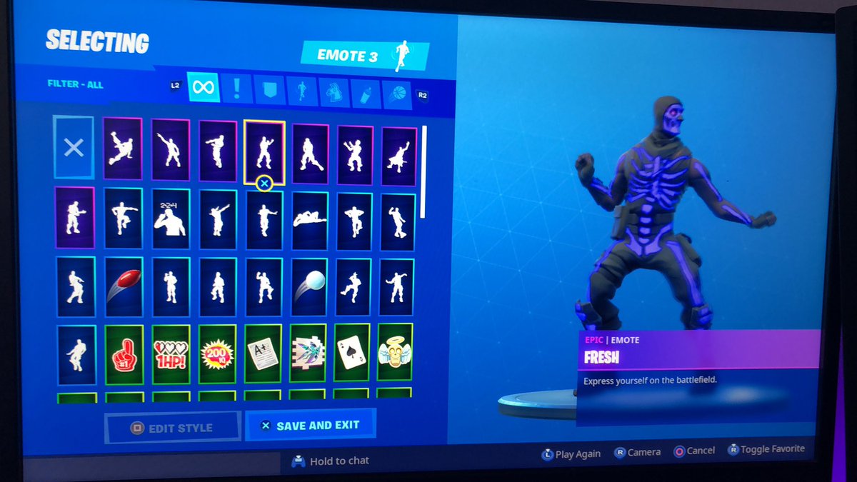 rain_ohyeahyeah's tweet photo. Purple skull trooper Fortnite account for sale hmu if interested. PSN account #fortnite #fortniteseason8 #season8 #ogskulltrooper #purpleskulltrooper #rare #og #fortniteaccount #fortniteaccountforsale #FortniteBattleRoyale https://t.co/lNquAEBFEv