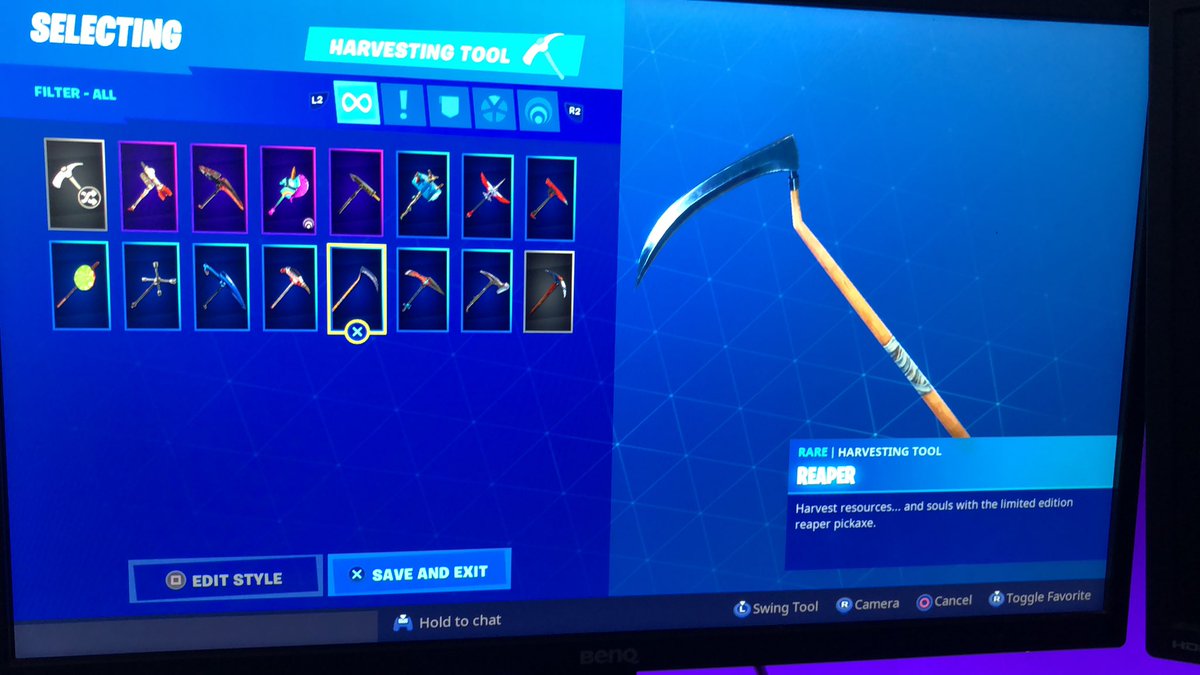rain_ohyeahyeah's tweet photo. Purple skull trooper Fortnite account for sale hmu if interested. PSN account #fortnite #fortniteseason8 #season8 #ogskulltrooper #purpleskulltrooper #rare #og #fortniteaccount #fortniteaccountforsale #FortniteBattleRoyale https://t.co/lNquAEBFEv