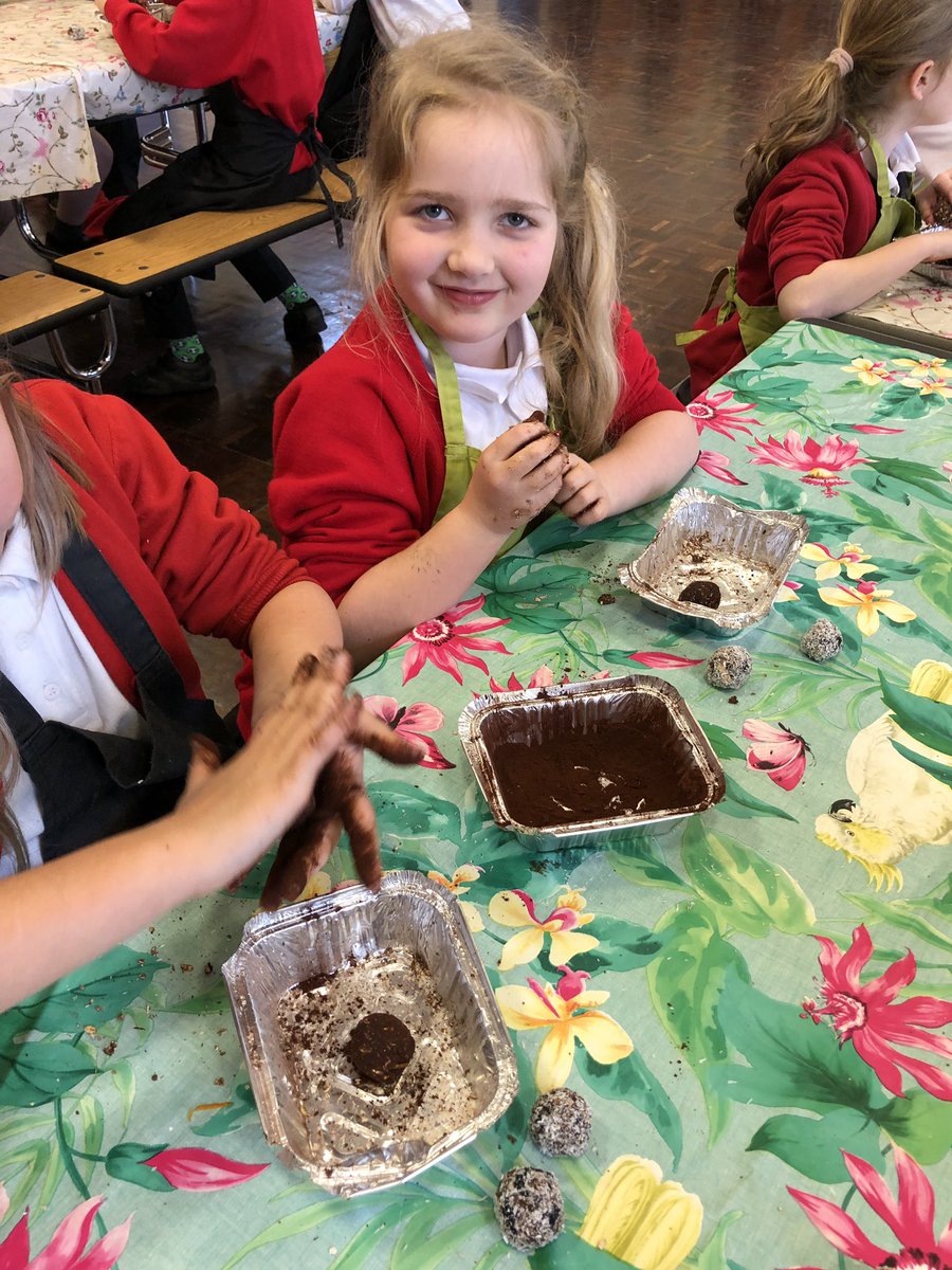 WoodchurchCEP's tweet photo. Day number 2 of @KiddyCookSELond workshops! https://t.co/Tzv2XFoozE