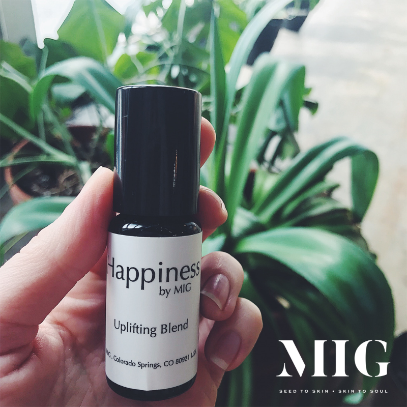 MIGSoap's tweet photo. Money really can buy you happiness. Just kidding. 🤪But in all seriousness, our Happiness blend is sure to uplift and brighten every day and any mood. Formulated to make humans happy... and so it does. Don't start your day without it! https://t.co/bAM0QU2r2q