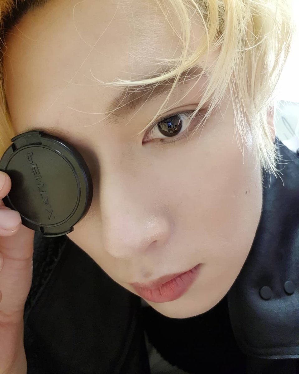shinwonbles's tweet photo. breathtaking

/ˈbrɛθteɪkɪŋ/
adjective

astonishing or awe-inspiring in quality, so as to take one's breath away.

"the scene was one of breathtaking beauty" https://t.co/ZkmEOBCUu9