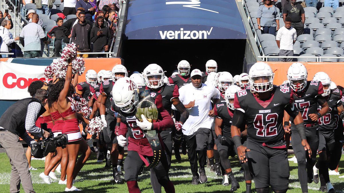 TaeClay23's tweet photo. Blessed to say I have received my first offer from Morehouse College‼️ #DaHouse🐯 @RecruitGeorgia @AthensAcademyFB @Phenom_Training https://t.co/TdNCjm0iMC
