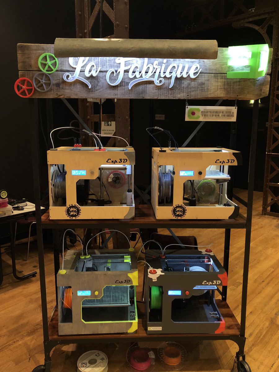 vicopsr's tweet photo. Découverte du salon des nouvelles technologies à Vitré #TechInnVitré #TIV19 https://t.co/Vw5mDEMnlY