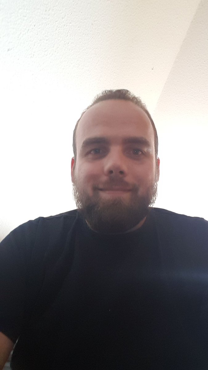 DavidPoggemann's tweet photo. #bartliebe #helpdotexe #zockelvis #saghallo https://t.co/tp0CJbwABf