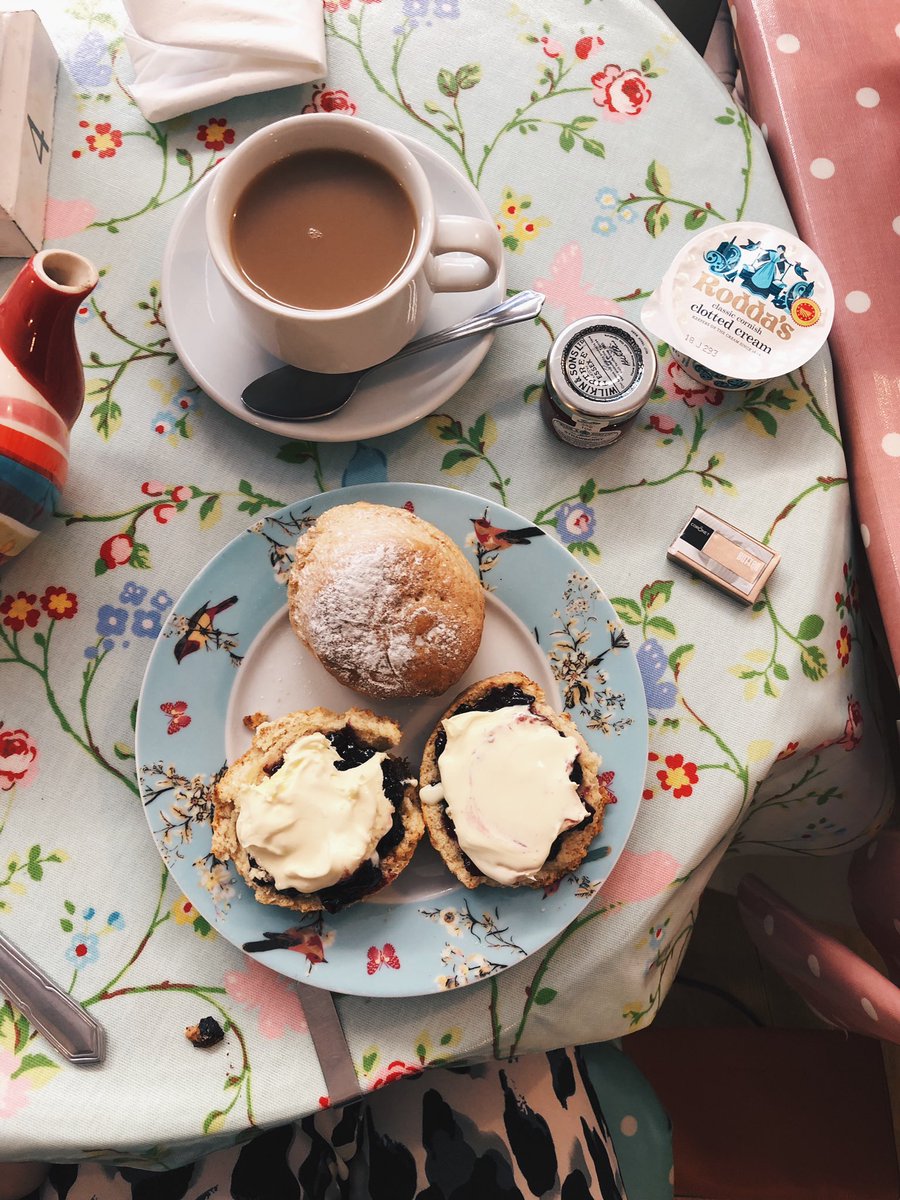 Becca (@becc4_blog) on Twitter photo NEW: Finding the best cream tea on the south coast: Peggy May’s, Lyndhurst becc4.co.uk/2019/03/best-c… <a href="/blogandbeyond/">Blog & Beyond</a> <a href="/BloggersTribe/">BloggersTribe</a> <a href="/bmthbloggers/">Bournemouth bloggers</a> <a href="/Cbeechat/">beechat</a> NEW: Finding the best cream tea on the south coast: Peggy May’s, Lyndhurst becc4.co.uk/2019/03/best-c… <a href="/blogandbeyond/">Blog & Beyond</a> <a href="/BloggersTribe/">BloggersTribe</a> <a href="/bmthbloggers/">Bournemouth bloggers</a> <a href="/Cbeechat/">beechat</a>