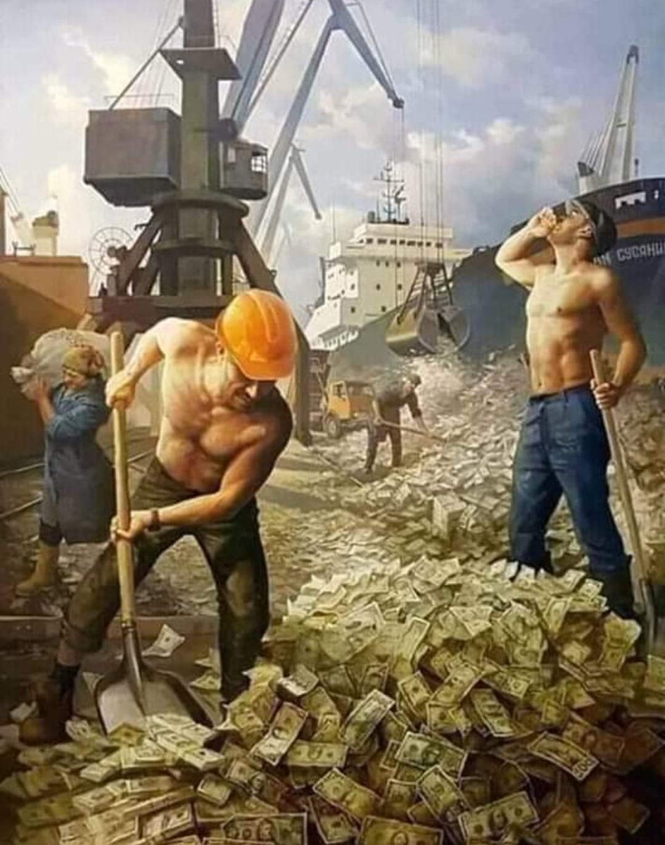vinaylyricist's tweet photo. How people back home think we make money abroad 🤔🤔🤔 https://t.co/5xnoMokLuB