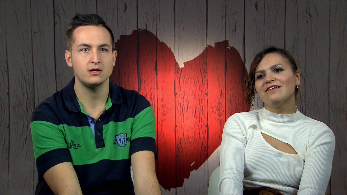 MedInfinityES's tweet photo. José, "el auténtico chulín de Vallecas", y Fansely tienen algo en común: ninguno de los dos quiere pagar la cena 😶 #FirstDates843
https://t.co/ky5JcxxknS https://t.co/uQ39dOM4lE
