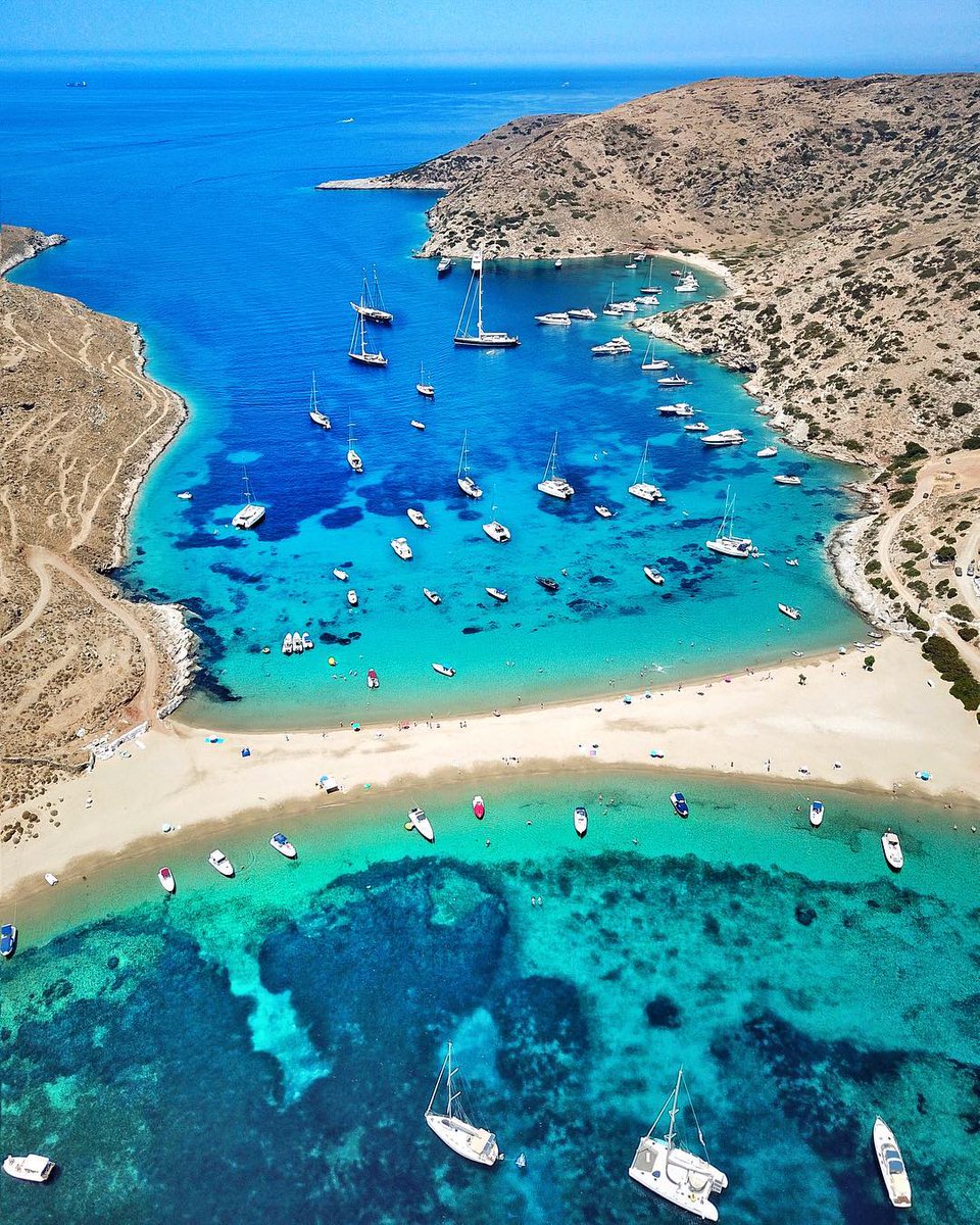 This side or the other?🤔Kolona beach in #Kythnos is a thrill at every turn!👌#AegeanLikeNoOther | #RegionOfSouthAegean
~~~~~~~~~~~~~~~~~~~~
📸 katerinakatopis (via IG) 👏