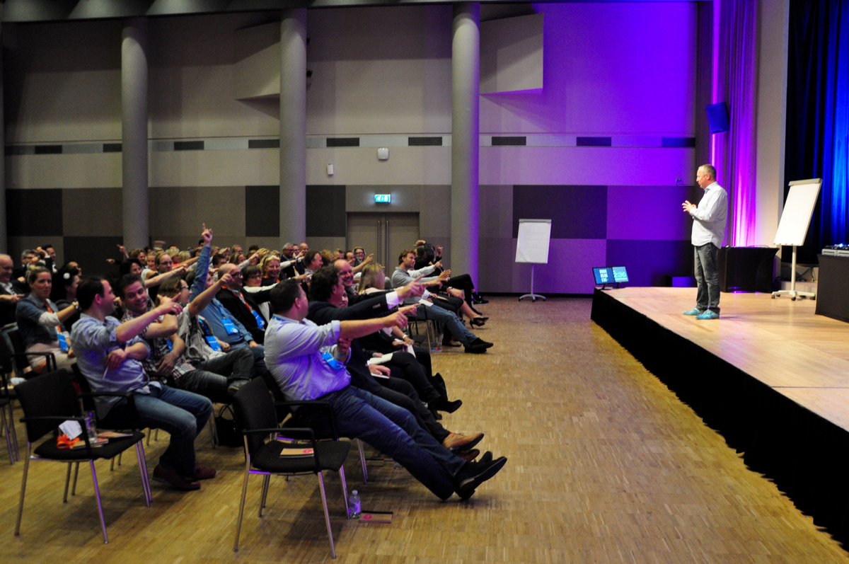 Nieuw bij Elephant Road: Blended Classes!

Een gouden mix van live colleges door topexperts én hun online programma’s. Super effectief en inspirerend.

In 2019 kun je topexperts als Jitske Kramer en Margriet Sitskoorn live zien. Kijk hier voor de agenda 👉 bit.ly/BlendedClasses2