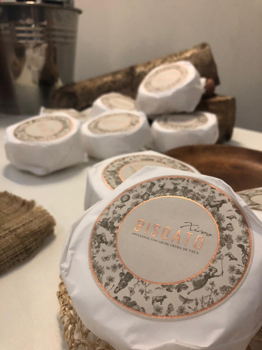 via_galicia's tweet image. ¡Los productos de nuestros #emprendedores de la 5ª edición, hoy protagonistas en Porto do Molle! @galicianbrew @authusb @bisqato @colibriscooters #DataMonitoring