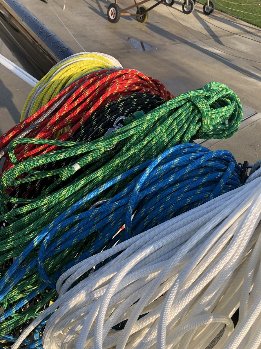 Lots of new halyards, thanks to <a href="/PerformanceRig/">Performance Rigging</a> for a great job supplying and splicing 👍