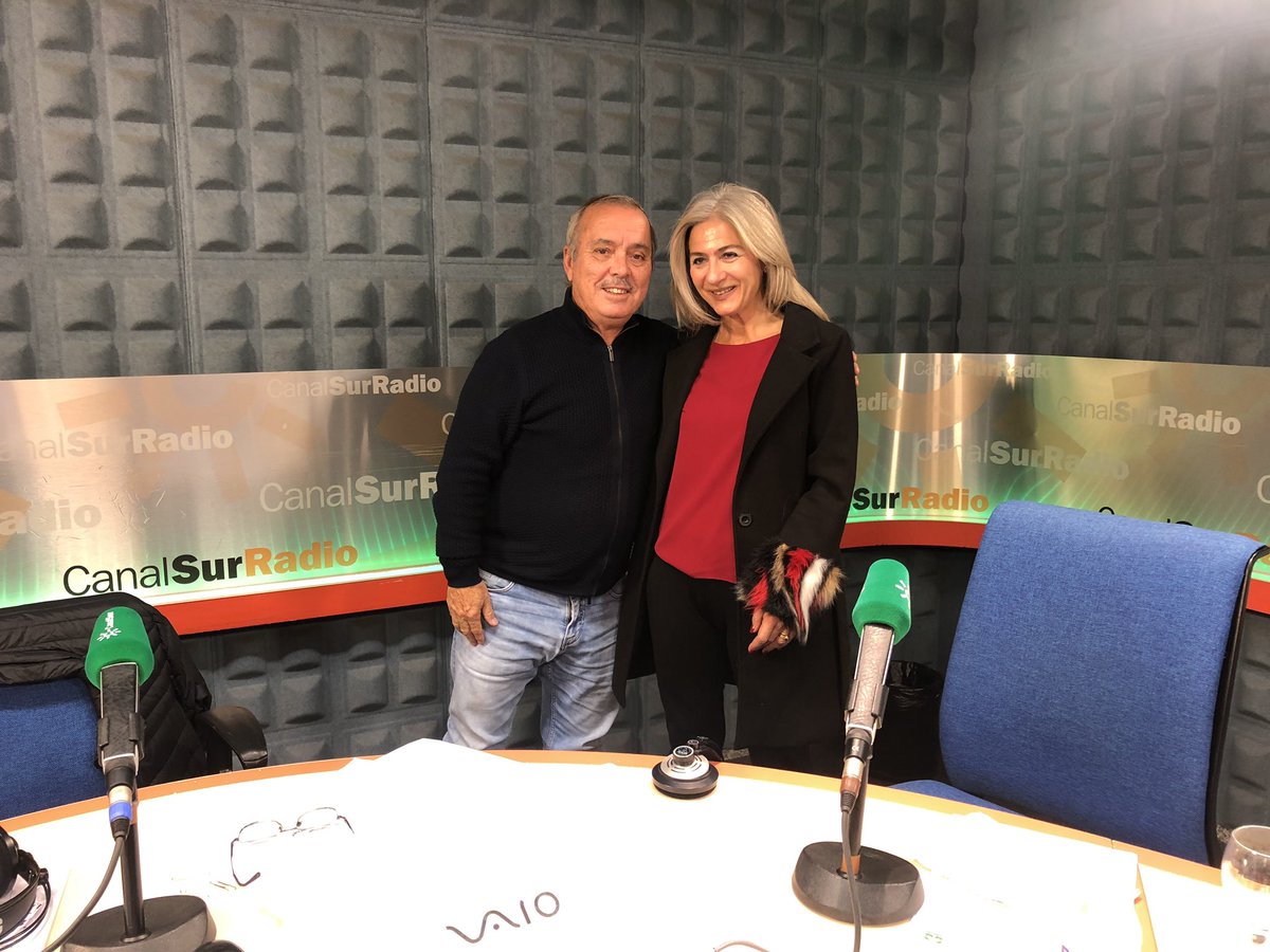 Patricia_Pozo_'s tweet photo. Un placer compartir un rato de charla en @CanalSurRadio sobre los planes de @CulturaAND con los oyentes de la @horadeandalucia. 

Escucha la entrevista aquí 👉 https://t.co/8sOmSUCaxV https://t.co/cqRcjrhgld