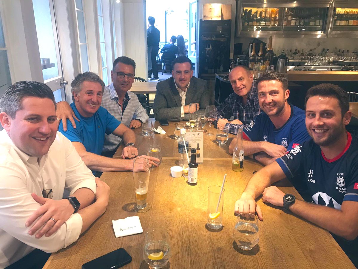 Dydd Gwyl Dewi Hapus from Hong Kong 🇭🇰 🏴󠁧󠁢󠁷󠁬󠁳󠁿 @ian_WIM <a href="/JiffyRugby/">Jonathan Davies CBE</a> @kareokeking1 <a href="/rhysblumberg/">Rhys Blumberg</a> <a href="/Hughwatkins/">Hugh Watkins</a> <a href="/Sparky_Carter86/">Marc Carter</a> just missing <a href="/Tommy_Isaacs/">Tom Isaacs</a>