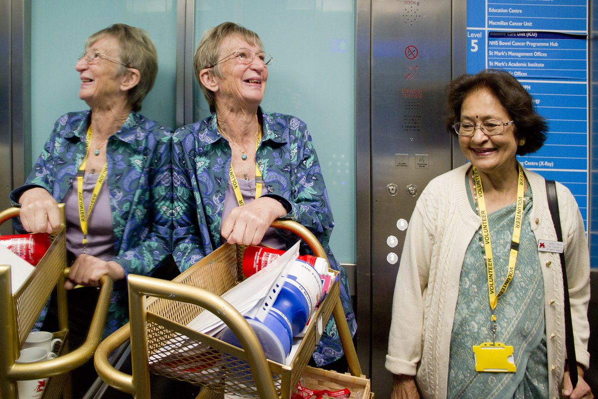 BowelsOfStMarks's tweet photo. The Friends of St Mark's have been around since 1868, making them the oldest Friends Charity in England! Here are a couple volunteers on their way to Frederick Salmon ward @StMarksHospital to meet and greet patients. #StMarksWeekInTheLife #ThisIsStMarks @LNWH_NHS https://t.co/WAIYAHqAm1