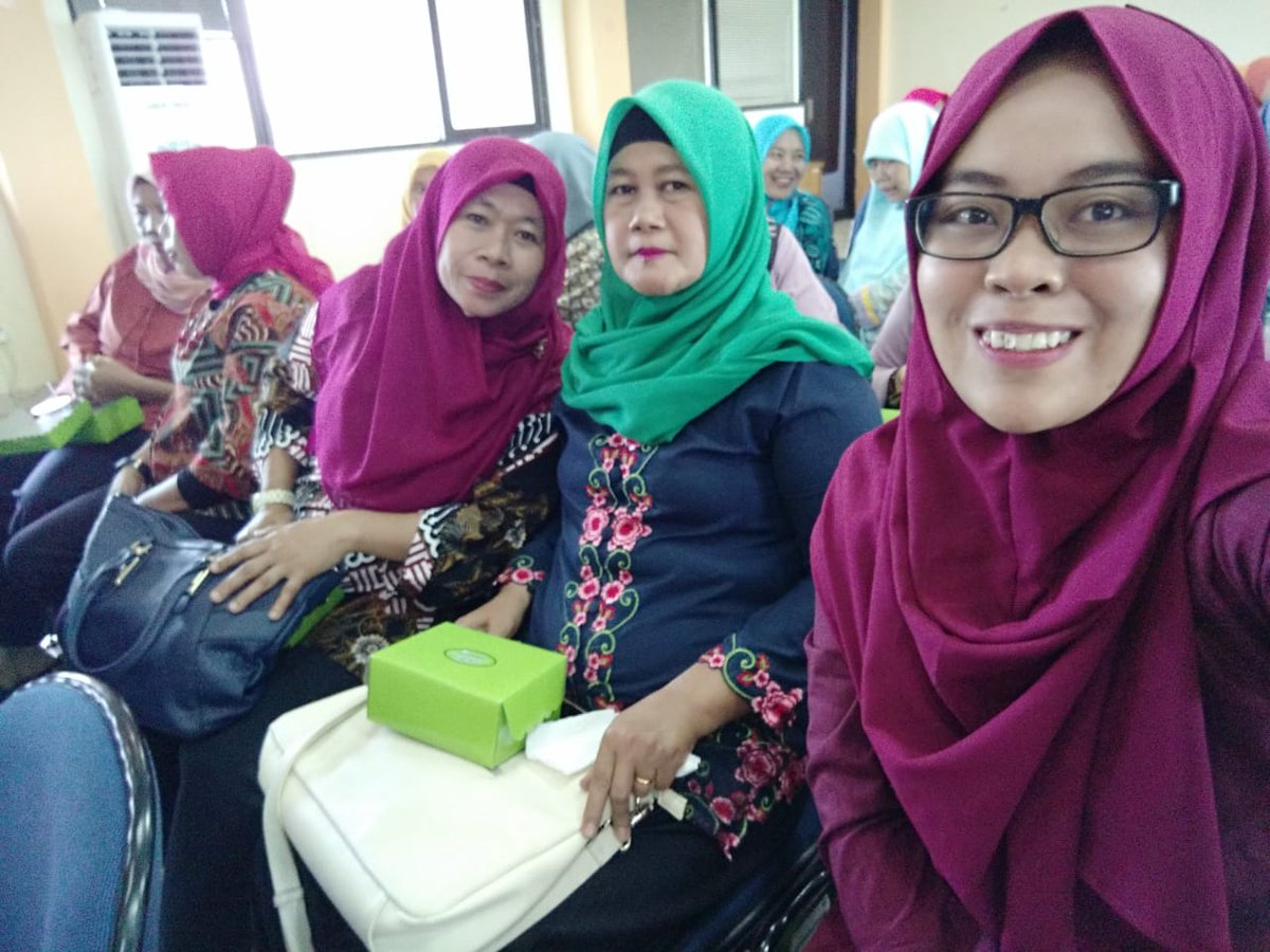 ajeng14soe's tweet photo. Udah lama yaa 
Baru on lagi twitter😅😄
@ibuibupkk
@kecamatanjagakarsa
@jaksel https://t.co/In2LXOl6y6