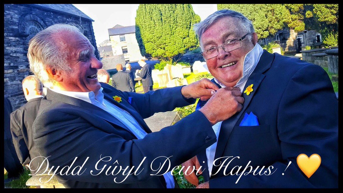 brythoniaid's tweet photo. Dydd Gŵyl Dewi Hapus ! https://t.co/xrWi7zdhEP