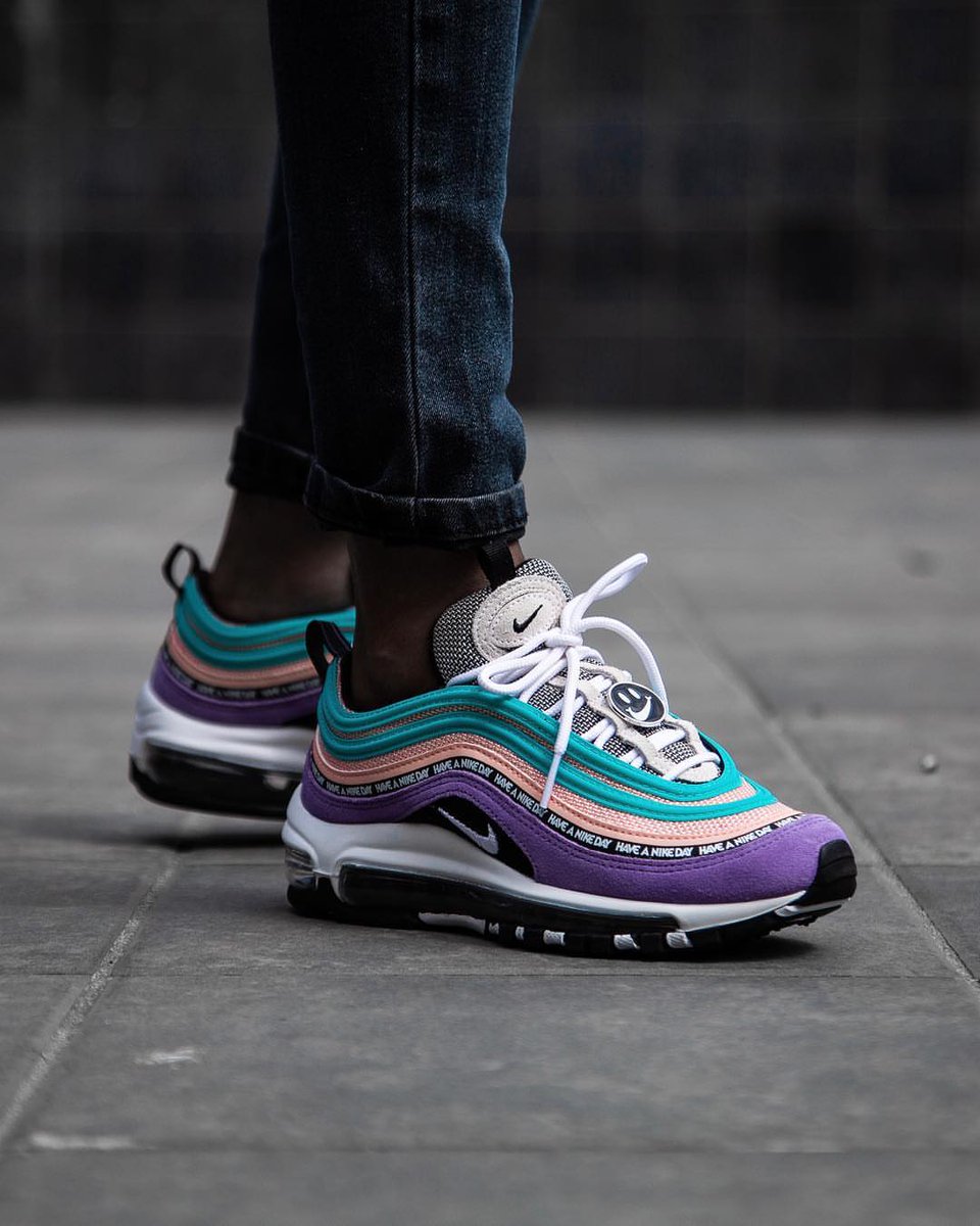 have a nike day air max 97 finish line