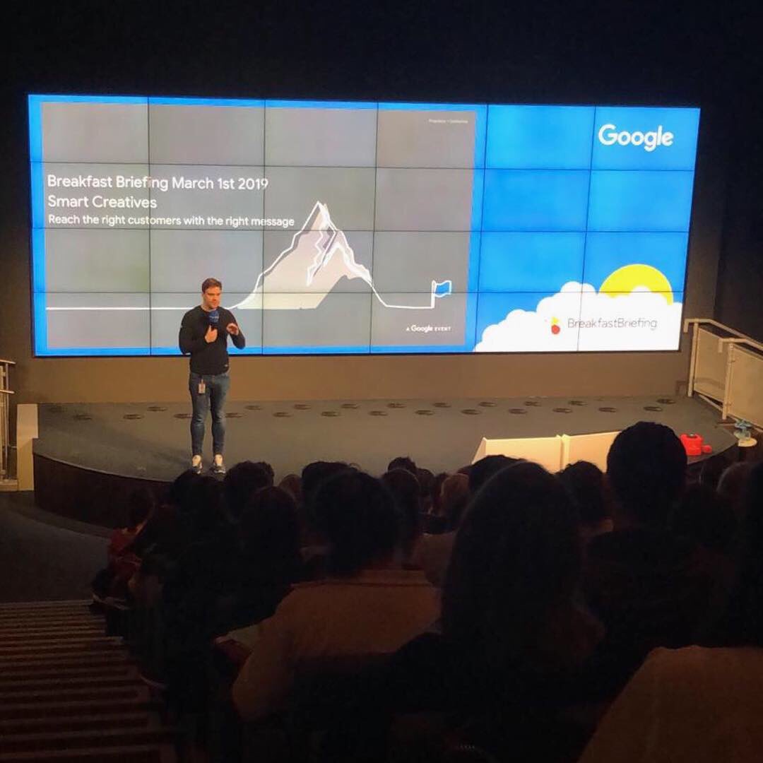 VerveLiveAgency's tweet photo. Full house down in The Foundry in Google this morning for ‘BreakfastBriefing @ Google’ on Smart Bidding. #GoogleBB https://t.co/eKJLJyesBJ