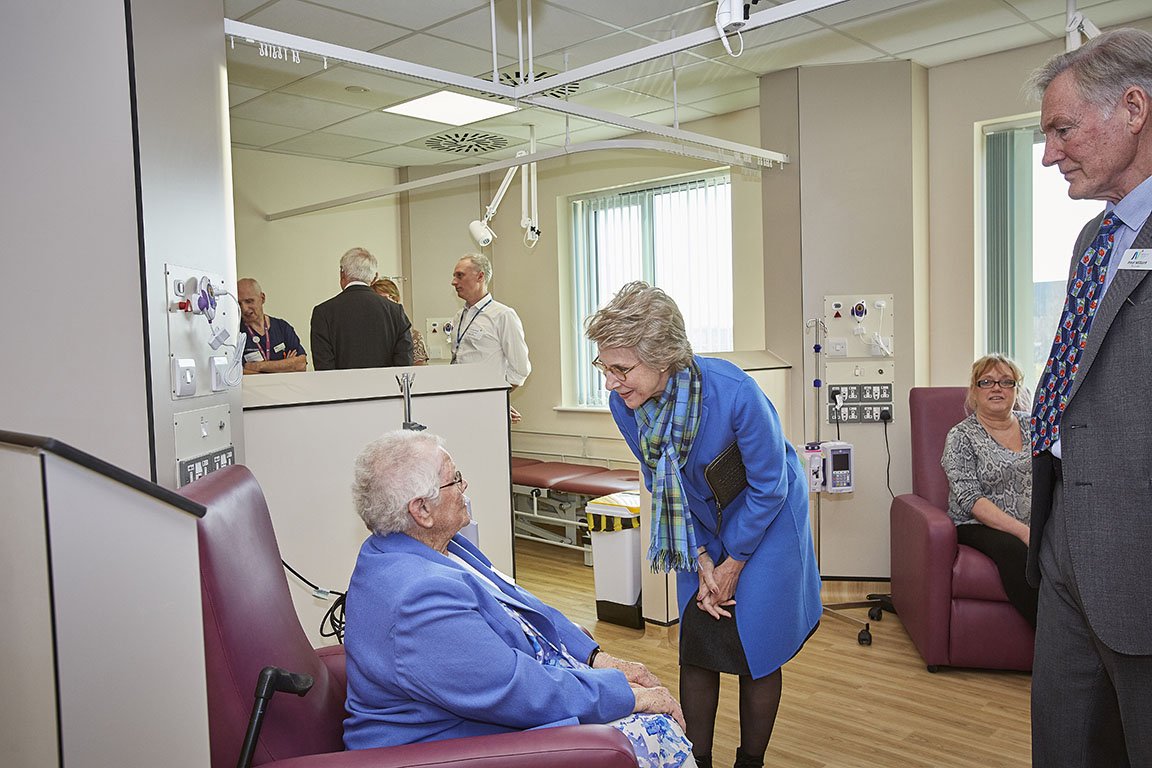 RBNHSFT's tweet photo. HRH The Duchess of Gloucester has officially opened the fantastic new Greenham Trust Wing at West Berkshire Community Hospital - providing dialysis and IV therapy services closer to home for the patients of west Berkshire
https://t.co/Fd0pr7Z30l https://t.co/yUm23Y7qDI