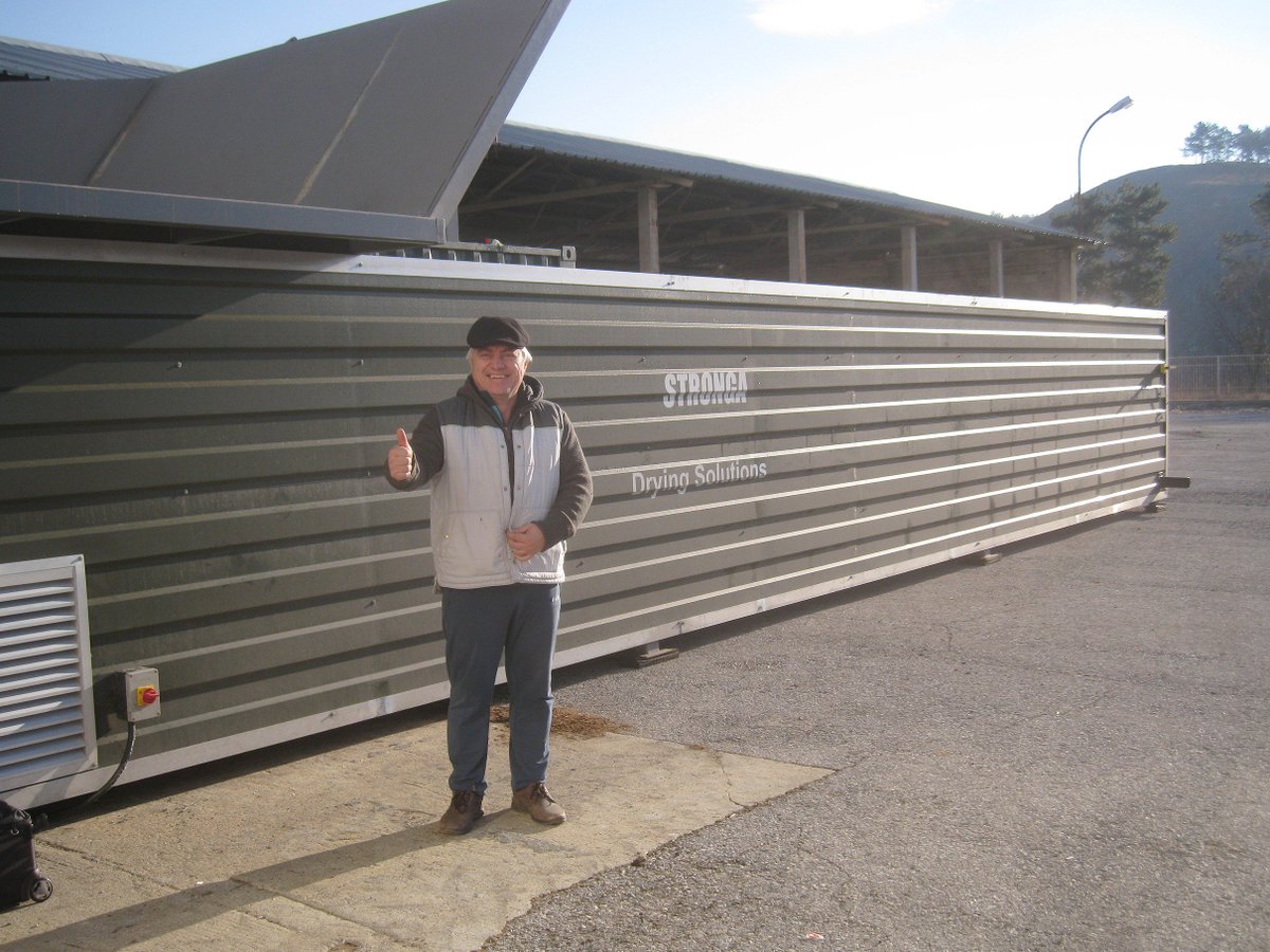 StrongaLtd's tweet photo. A great way to start March...
Stronga recently installed brand-new FlowDrya & Heatex Drying Solutions for Mr. S. Kostadinov in Bulgaria π§π¬
#Stronga #FlowDrya #Heatex #DryingSolutions #Bulgaria #WoodchipDrying #Woodchip #RenewableEnergy #Renewables #Sustainability https://t.co/odqLt4DZEx