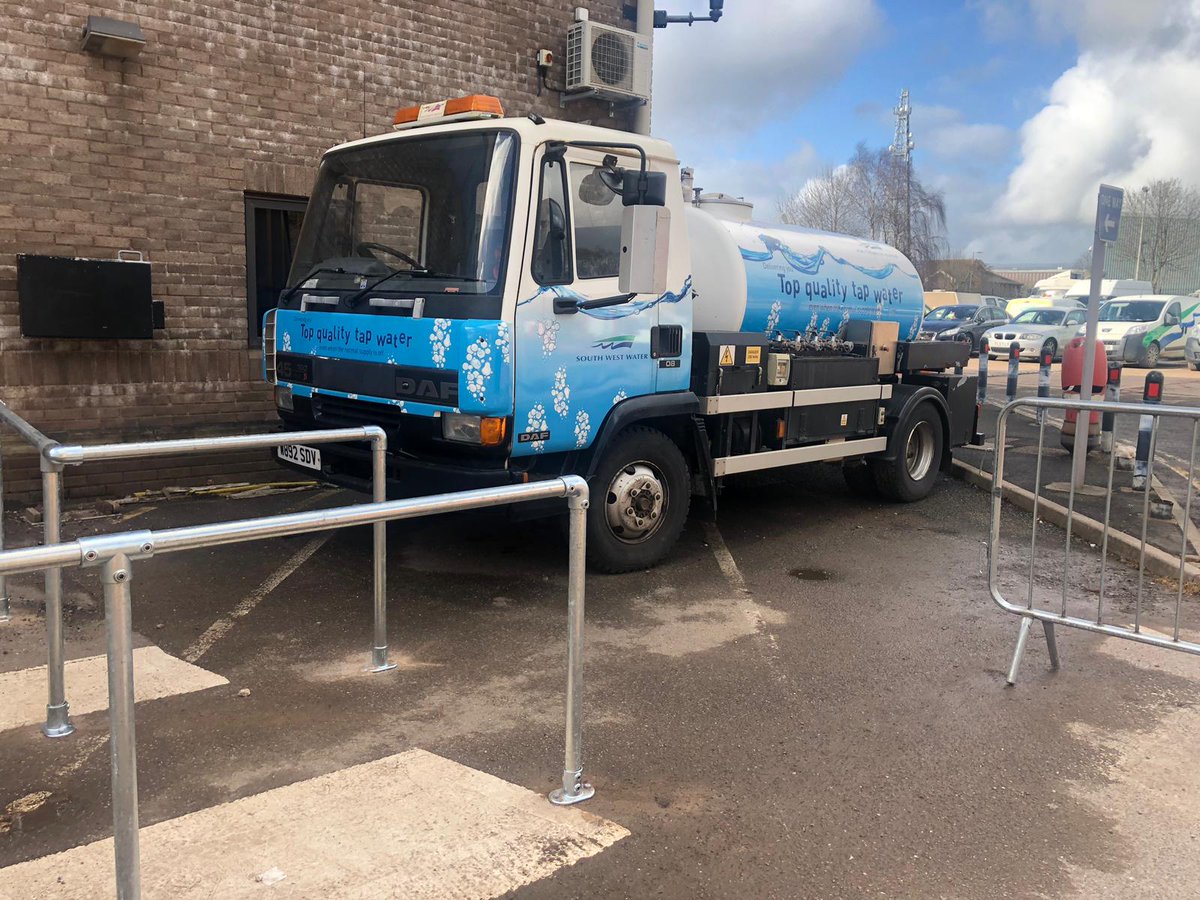BrunelSW's tweet photo. @SouthWestWater looks like they've just finished installing the new railings at @kiergroup Sowton... wish we could have stuck around to see how your driver got out of that one! https://t.co/MFsUsZV8Pn