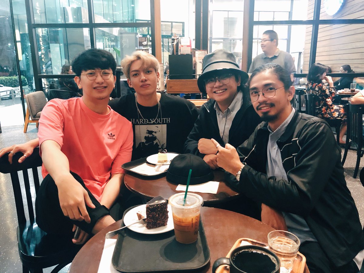 CaffeineTaurine's tweet photo. Had a reunion with the past original members of C.A.T! @joshuelbautista is now with @zpop_official and @nathcashthrow works as a Multimedia artist with #RUNTCollective 

HOW WE’VE MISSED THESE TWO! https://t.co/rGQhAtQme6