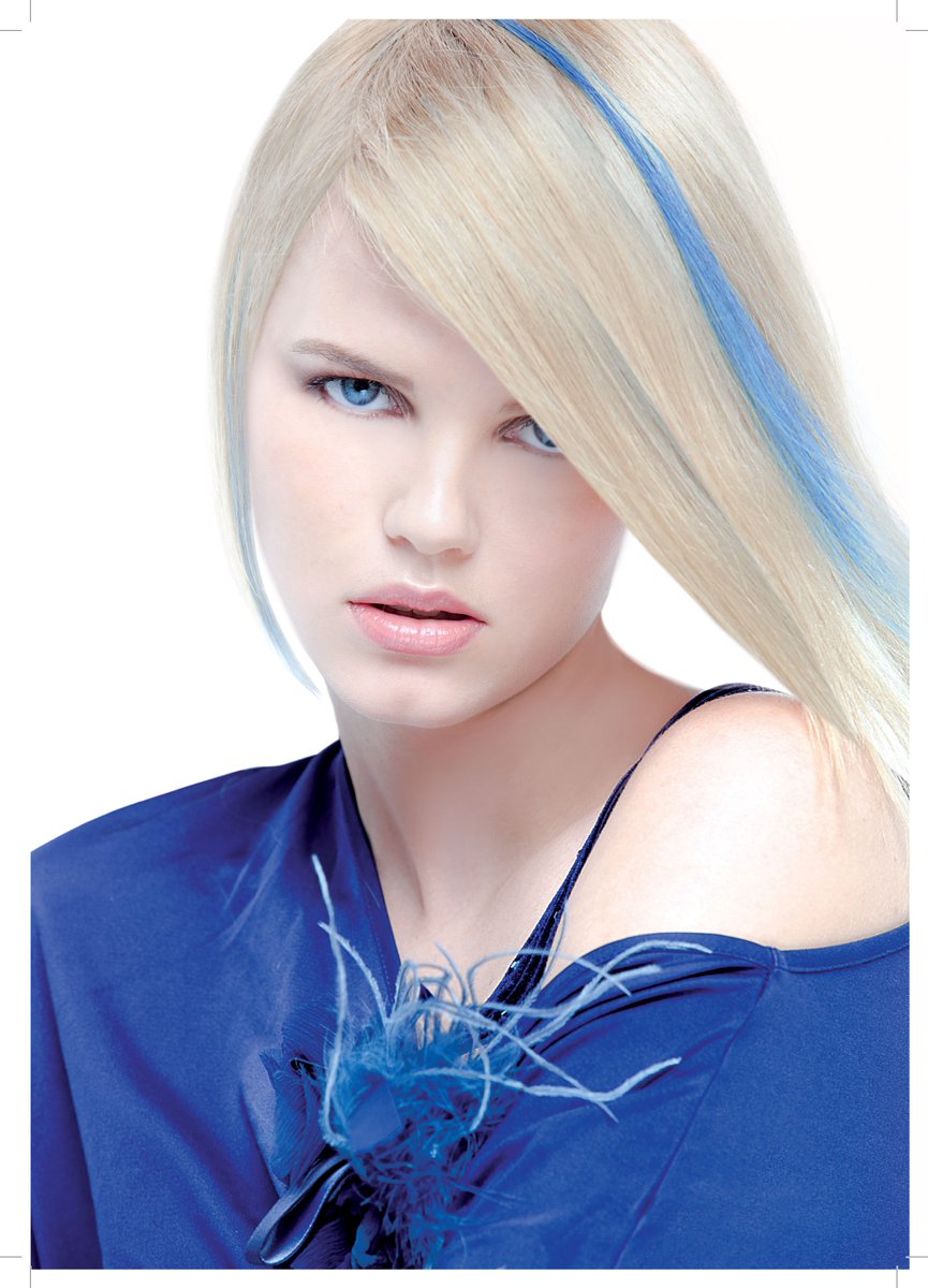 DiBiaseHair's tweet photo. La primavera riserva tendenze che ci piacciono 😍 
https://t.co/dxm9PYWfH7
Capelli lunghi e colorati, minifrange, makeup viso glossy con ciglia lunghe e cariche di colore. Lilla, viola, silver... se vuoi dare una scossa al tuo look contattaci🌈 https://t.co/SXmN3DAij7