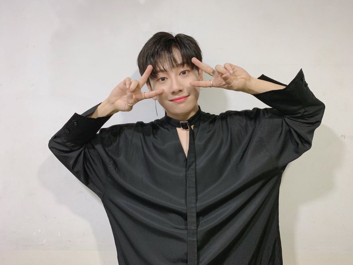 RTH_officialtwt's tweet photo. [🎂]

대장람쥐🐿 효니의 첫 팬미팅 'biRTHday party' 모두들 즐거운 party 즐기셨나요⁉️ 토리단 여러분의 사랑 가득 담긴 함성과 응원 덕분에 너무나 즐겁고 행복한 시간이였습니다! 항상 너무나 감사하고 사랑해요💛╰(*´︶`*)╯💛

#노태현 
#ROHTAEHYUN 
#biRTHday
#biRTHday_party https://t.co/z1JiUqo9XJ