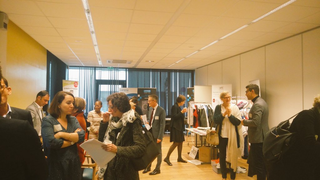 SYNERPAcom's tweet photo. Un #SYNERPATOUR Pays de la Loire du @SYNERPAcom sur les Enjeux du Grand Âge avec nos partenaires présents tout au long de la journée et lors de notre table ronde ''Bien-etre au travail'' avec @EVI_MOB @CareneAssur @montreVIVAGO #Alexandra #PrimusLaundry #Guldmann https://t.co/oTHH6DXx2g