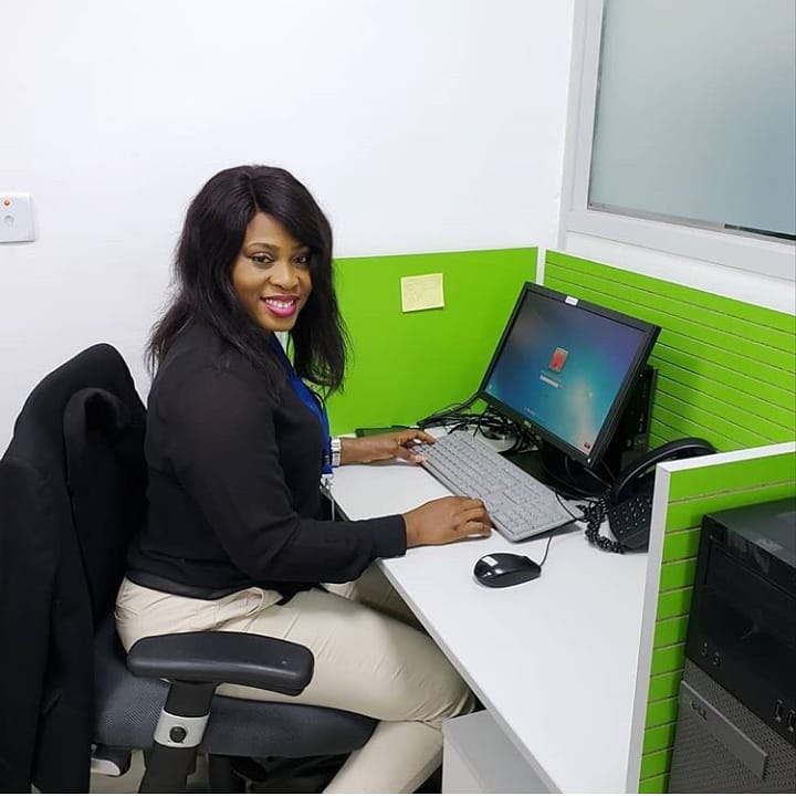 AAInsurancePlc's tweet photo. We have a big reveal coming soon and as we prepare to share the news with you, meet our potential face of @aainsurance
Do you think Kemdi should be the #FaceofAA
Like and retweet this #tweet to vote for Kemdi.
#TheNewAA #TheBigReveal #AAOnCheck #AfricanAlliance
#fridayfeeling https://t.co/qmwdT0l1qW