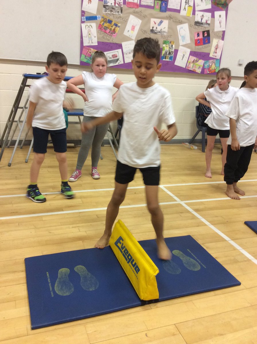 Mrs Cairney tweet media