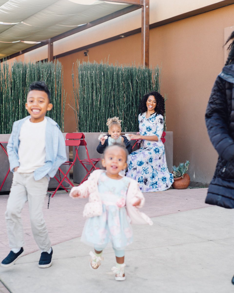 ChanteaMcIntyre's tweet image. I sent a video of the baby jumping off the couch to my husband the other day, and you know how he responded?? I knew she was going to be an athlete! The Nerve! I mean at least the races I endorse are outside! LOL 
.
 #babyleashondeck #familyof6 #littletraveler #fitmom