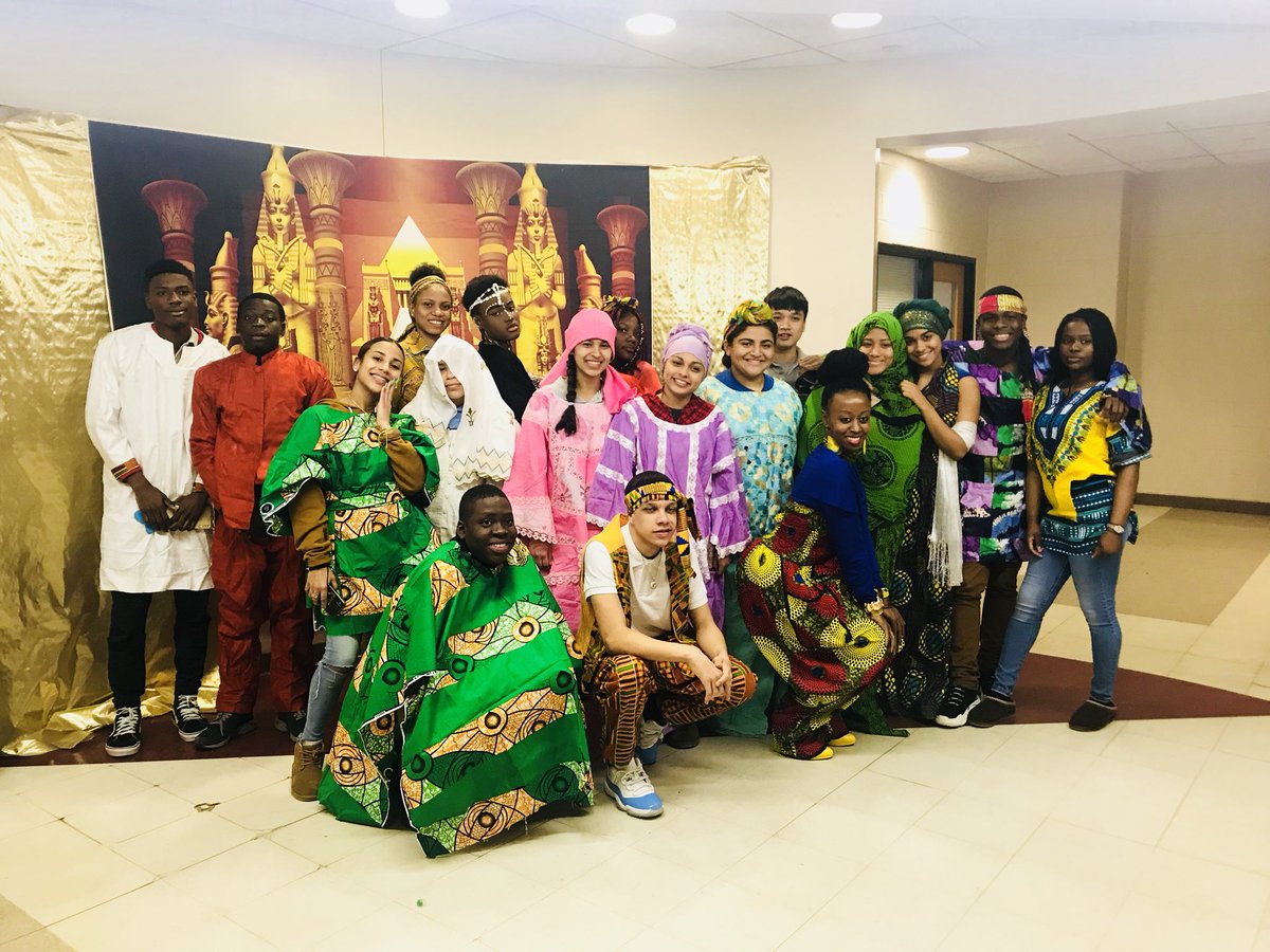 Celebrating Black History Month in true Campus Royalty style with Mrs. Fatimah Subhanallah’s Scholars! Don’t they look WONDERFUL?!  #CampusPride 
#BlackHistoryMonth2019 #thebeautyofdiversity
#KingsandQueens <a href="/restrictedd2014/">Ron Estrict, Ed.D.</a> <a href="/Burberry831/">John W. Cook III</a> <a href="/JaquezTweets/">CHRISTINA JAQUEZ, M.Ed</a> <a href="/EOCHSPhoenix/">Damein  Phoenix</a> <a href="/DebraBoone16/">Debra Boone</a>