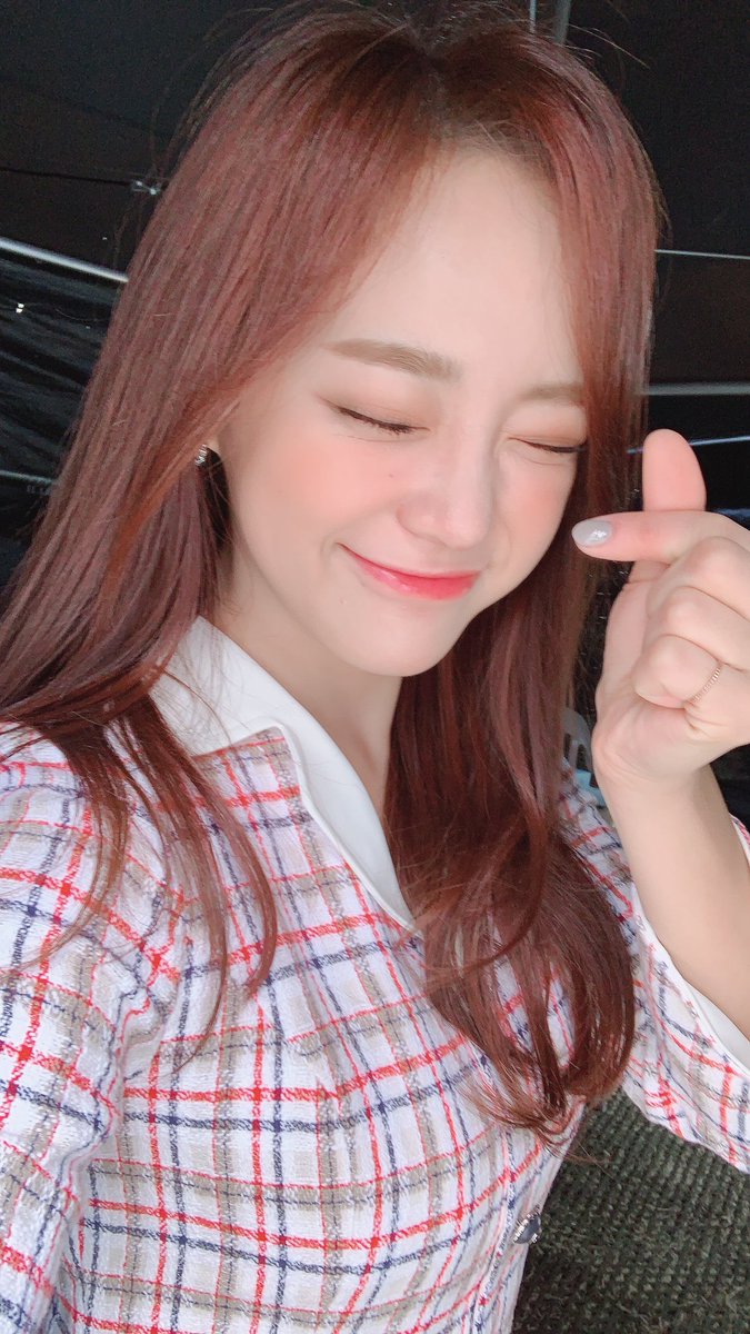 gu9udan's tweet photo. [PHOTO]
20190301
<2019 One K 콘서트>
ᆞ
어느 때보다도 특별한 3월의 첫날🇰🇷
특별함 가득한 엠씨 세동과 함께
단짝들도 즐거웠나요⁉
여러분 행복한 밤 보내요😘
ᆞ 
#구구단 #gugudan
#세정 #SEJEONG #김세정
#원케이콘서트 #remember1919 https://t.co/vjdto5Zzgg