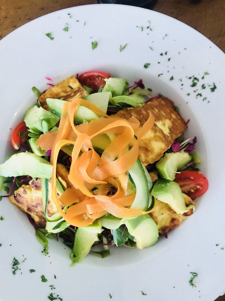 GourmetGrocerSA's tweet photo. Are you doing the #Banting diet? We have you covered! Join us for dinner tonight. To book, email us on info@voodoolilycafe.com or drop us a message below or DM as our phone lines are currently down.

#voodoolicious #voodoolilycafe #dinner #March #fun #foodie https://t.co/4XmfL9njM6