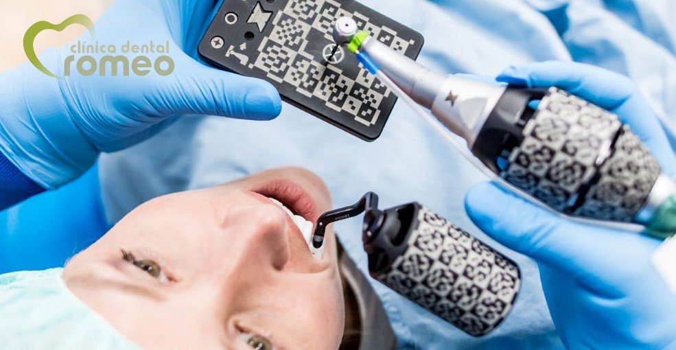 📶La innovación y la técnología digital al servicio de la cirugía de colocación de implantes dentales.
🤔¿Necesitas realizar implantes y te han dicho que es un caso díficil❓
 Solicita tu Consulta Gratuita, sin compromiso.
#CirugiaGuiada #Implantes #ClinicaDental #Implantologia